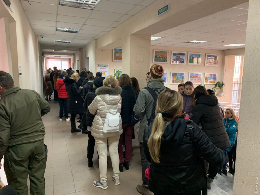 Места для голосования в Ивангороде.