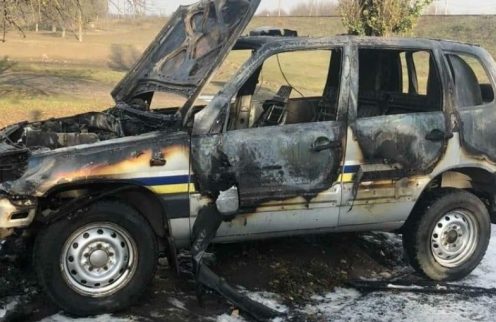 В Одесской области на ходу загорелась служебная машина полицейских