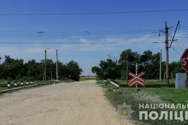 Женщина погибла под колесами поезда в Одесской области