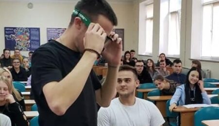 Одесские студенты тестировали "пьяные очки"