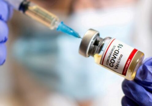 Украинцам начнут выдавать справки о противопоказаниях к вакцинации от COVID-19
