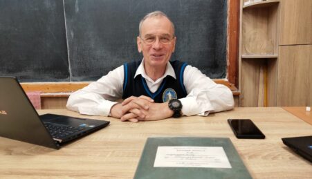 Павел Виктор учитель физики Одесса