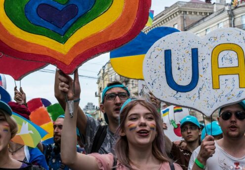 В Украине хотят штрафовать за пропаганду "педофилии, гомосексуализма и трансгендеризма"