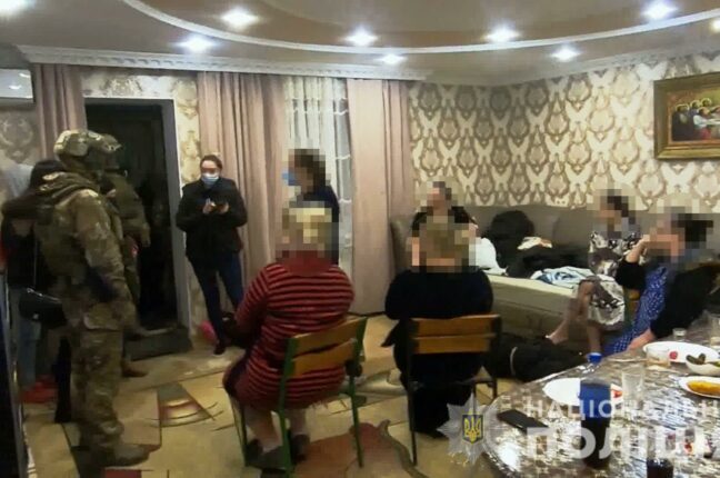 Мать и дочь организовали наркобизнес в Одессе