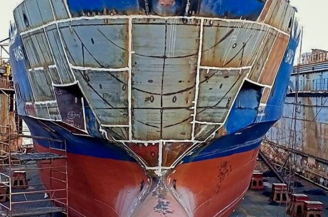 В Черноморске восстановили разбитый нос турецкого судна