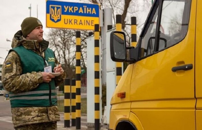 Автомобилям с номерами ПМР временно разрешен въезд в Украину