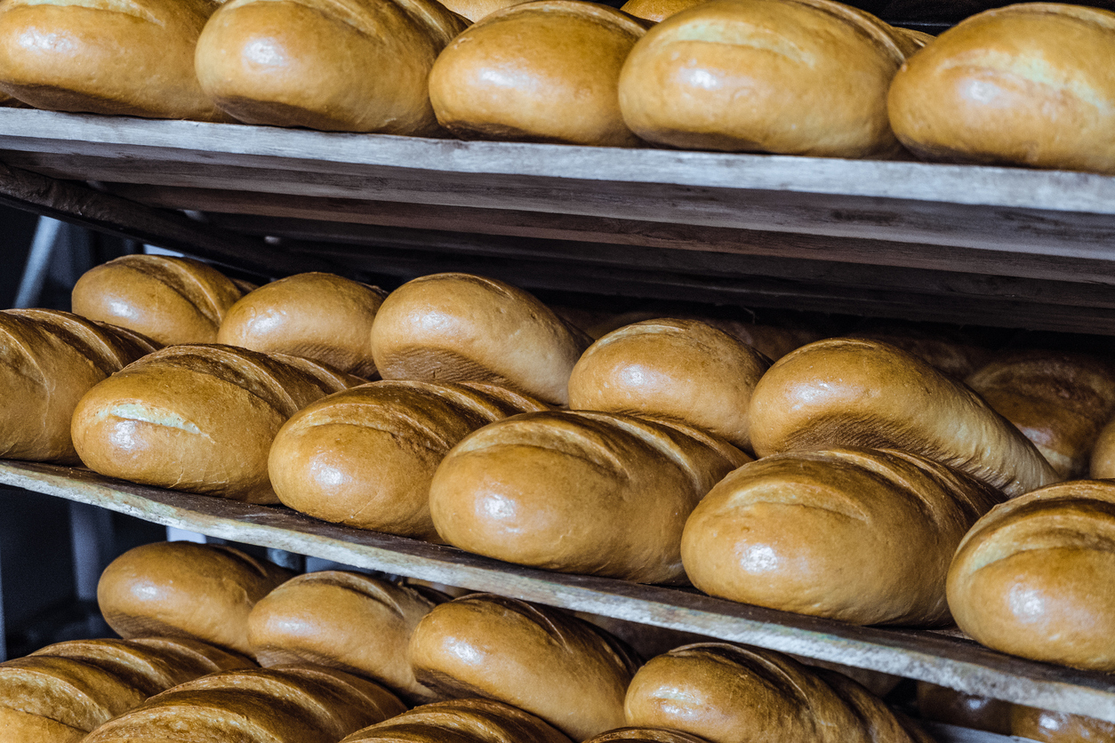 Для выпечки хлеба Украина будет закупать муку за границей