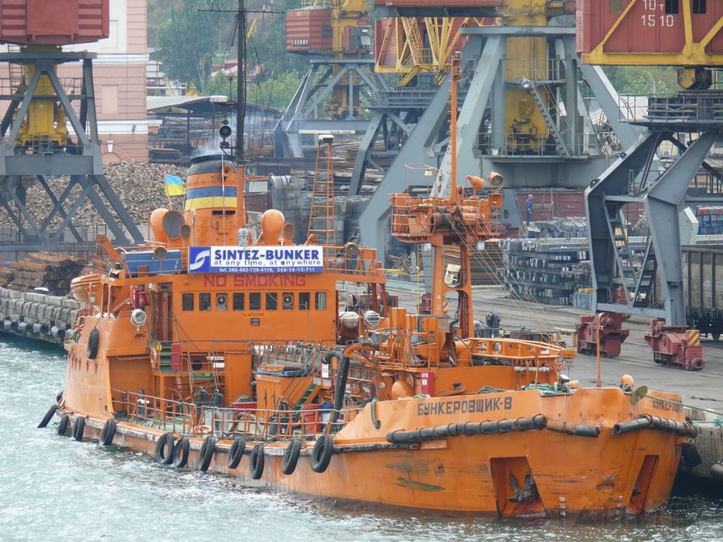 ГП «Одесский морской торговый порт» продало на аукционе четыре судна