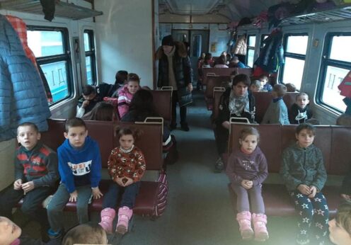 Из Одесской области эвакуировали детей-сирот