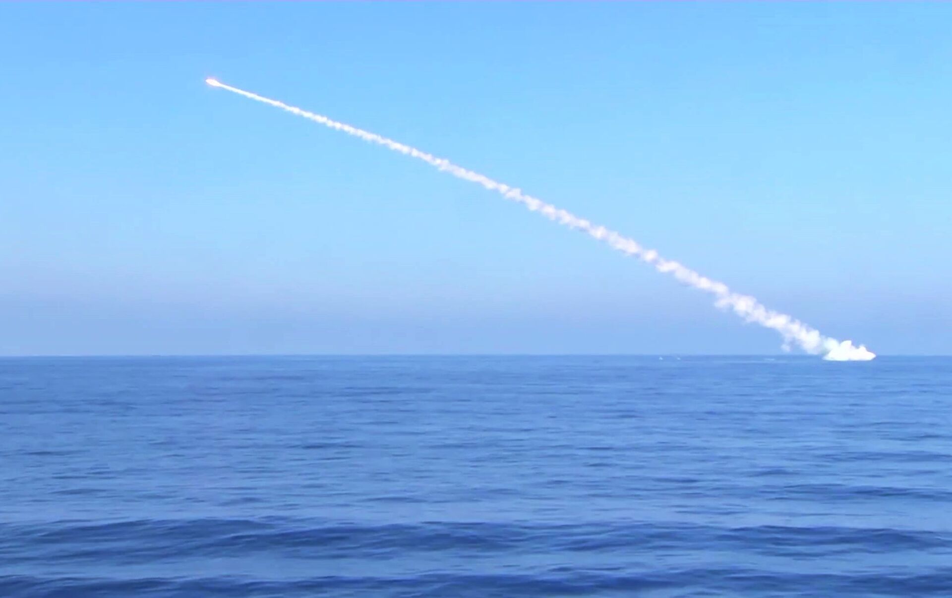 Страна-агрессор пополнила ракетами "Калибр" фрегат в Черном море