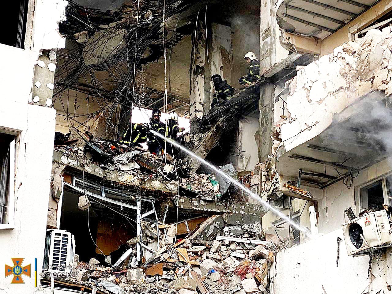 Эксперты изучат степень повреждения жилого дома в Одессе