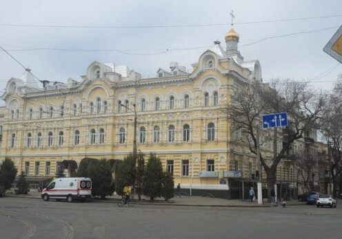 На Привокзальной площади в Одессе изменили схему движения транспорта