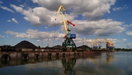 Правительство направило 250 миллионов на поддержку портов в Дунайском регионе