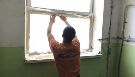 В Одессе от взрывной волны пострадали окна