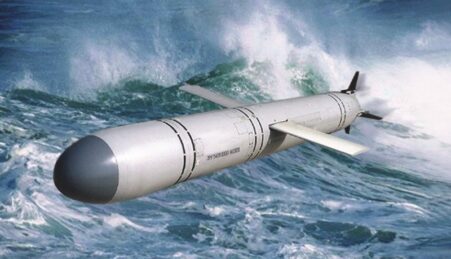 В Черном море находятся шесть носителей крылатых ракет "Калибр"