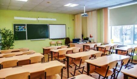 В Украине более тысячи школ находятся под оккупацией