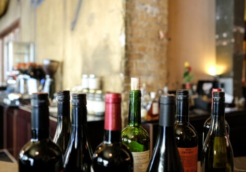 В Украине с полок магазинов может исчезнуть импортное вино