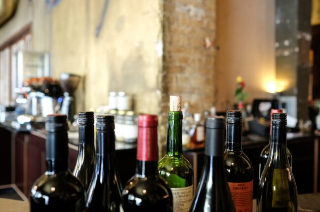 В Украине с полок магазинов может исчезнуть импортное вино