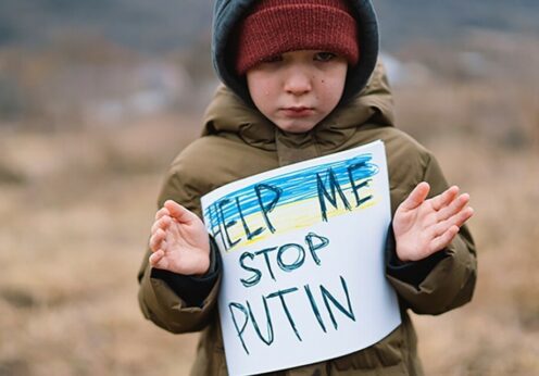 В Україні через обстріли росіян постраждали понад тисячу дітей
