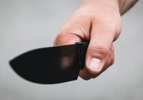 Одесит вдарив ножем жінку за відмову поновити стосунки