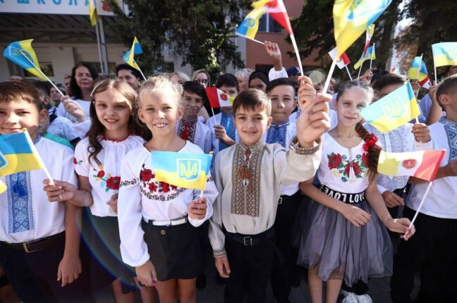 Одеських школярів привітали із Днем знань