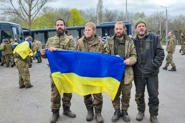 В Україну з російського полону повернулося ще 130 захисників