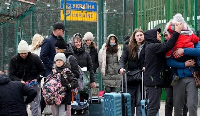 Майже 6% біженців з України не планують повертатися.